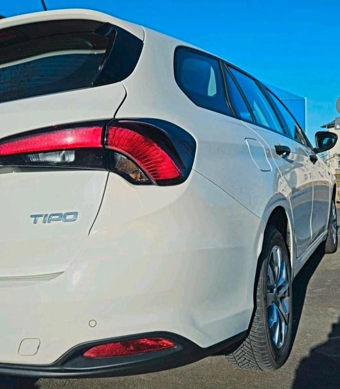 Gebraucht Fiat Tipo 95 PS (69 kW) 2019 Weiß Kombi