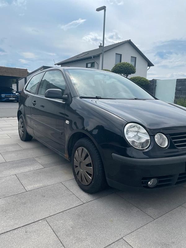 Schwarz Gebraucht 2002 VW Polo Kleinwagen | 350 € (Superpreis) - Bild 1/4
