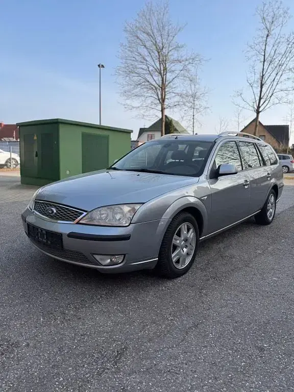 Gebraucht Ford Mondeo 145 PS (106 kW) 2006 Grau Limousine