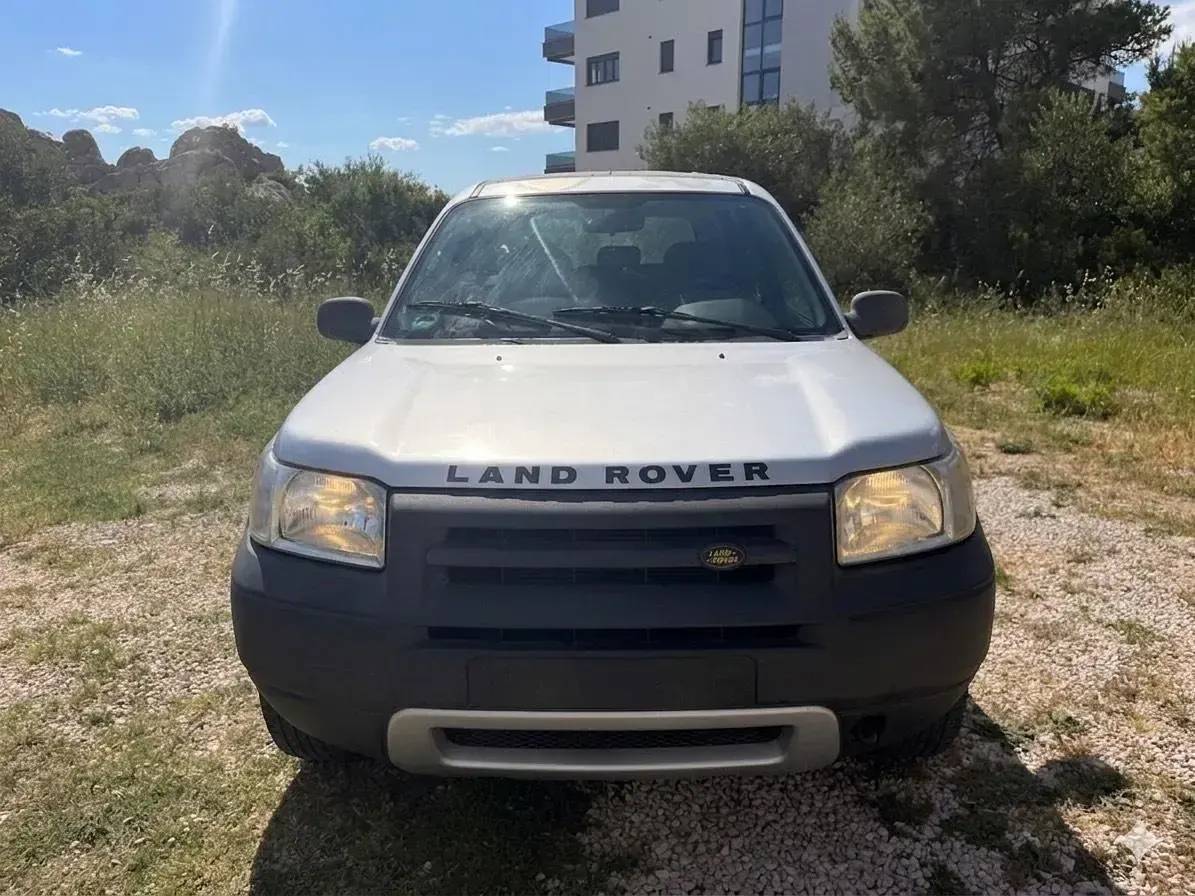 Gebraucht Land Rover Freelander 115 PS (84 kW) 2002 Silber SUV