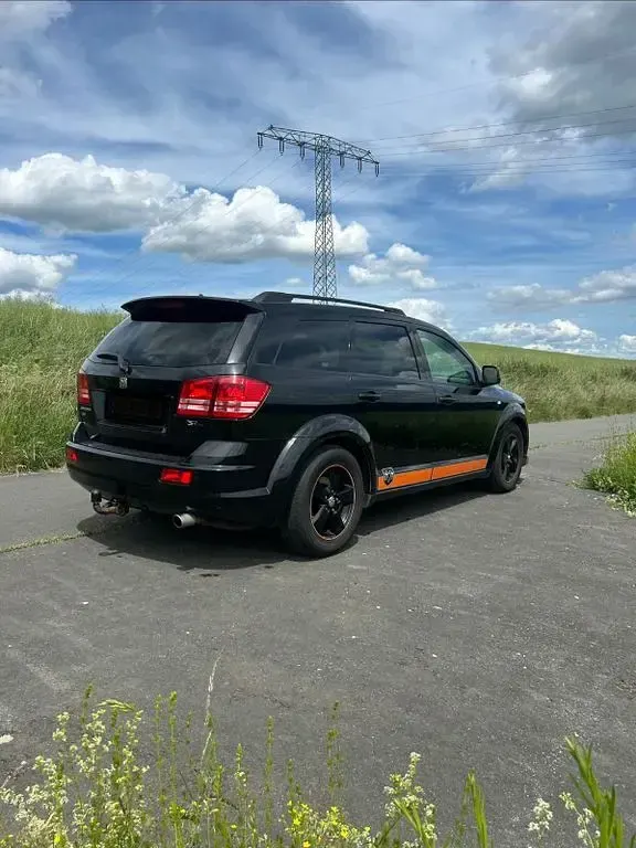 Gebraucht Dodge Journey SXT 140 PS (102 kW) 2010 Schwarz SUV