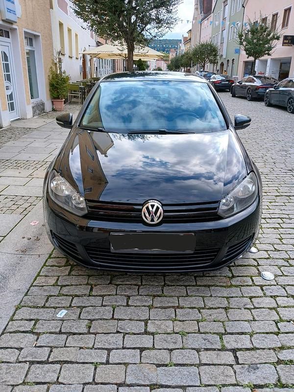 Schwarz Gebraucht 2010 VW Golf Plus Van / Kleinbus | 3.250 € (Superpreis) - Bild 1/4
