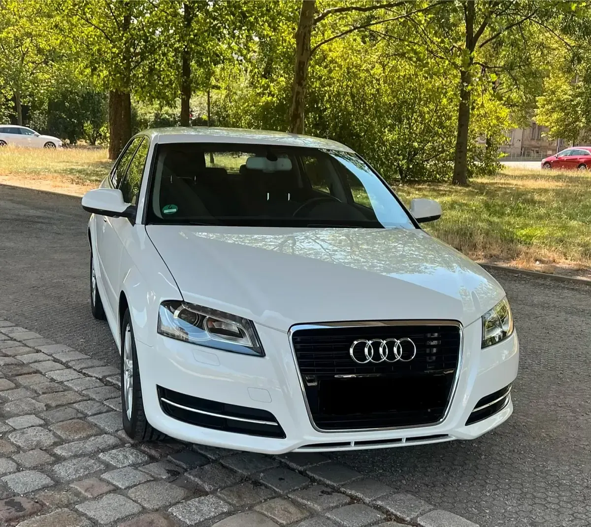 Gebraucht Audi A3 92 PS (67 kW) 2011 Weiß Kleinwagen