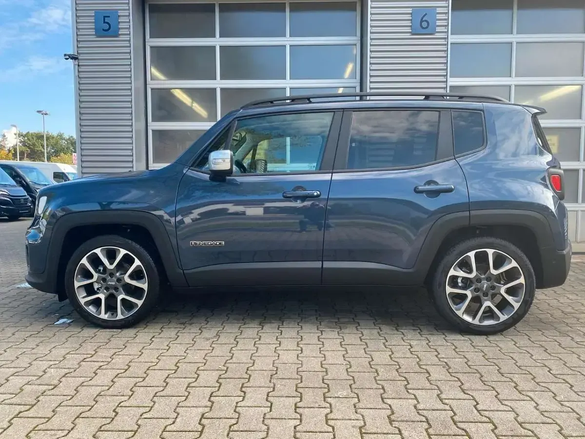 Gebraucht Jeep Renegade Limited 120 PS (88 kW) 2022 Slate blue pearl coat SUV
