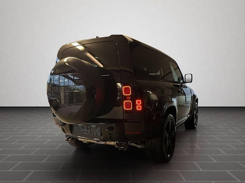 Gebraucht Land Rover Defender HSE Dynamic 426 PS (313 kW) 2025 Schwarz (metallic) SUV