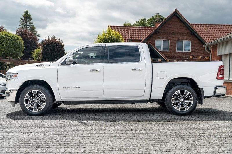 Gebraucht Dodge Ram 401 PS (294 kW) 2022 Weiß Pickup