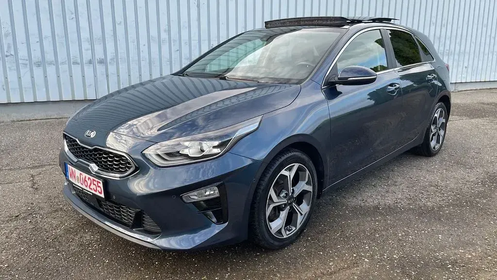 Gebraucht Kia Ceed Platinum Edition 140 PS (102 kW) 2018 Blau Kleinwagen