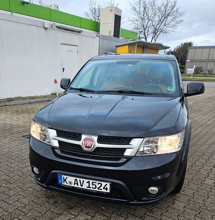 Gebraucht Fiat Freemont Lounge 170 PS (125 kW) 2014 Schwarz SUV