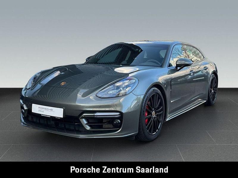 Aventuringrünmetallic Gebraucht 2022 Porsche Panamera GTS Sport Turismo Limousine | 96.850 € (Fairer Preis) - Bild 1/4