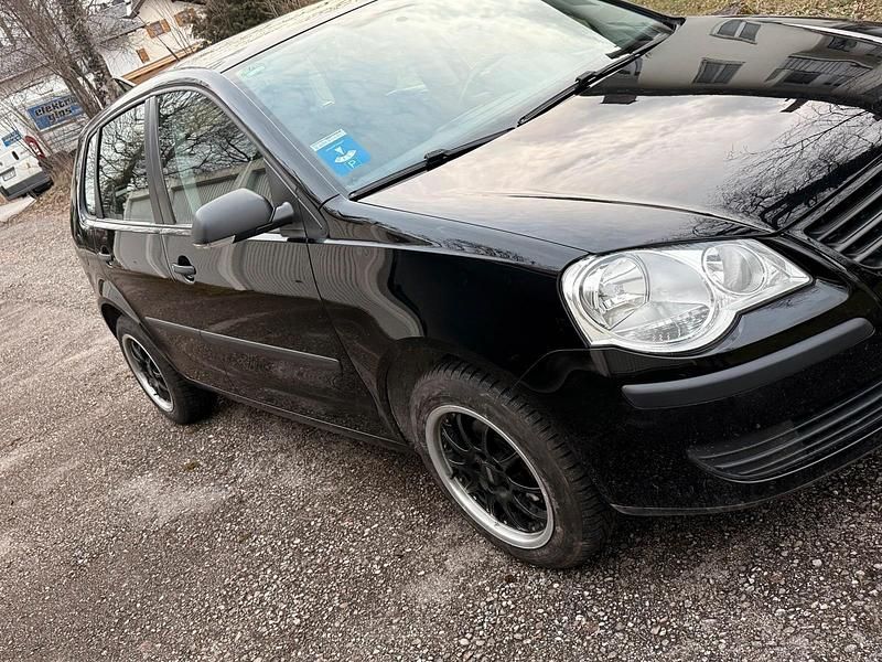 Gebraucht VW Polo 64 PS (47 kW) 2009 Schwarz Kleinwagen