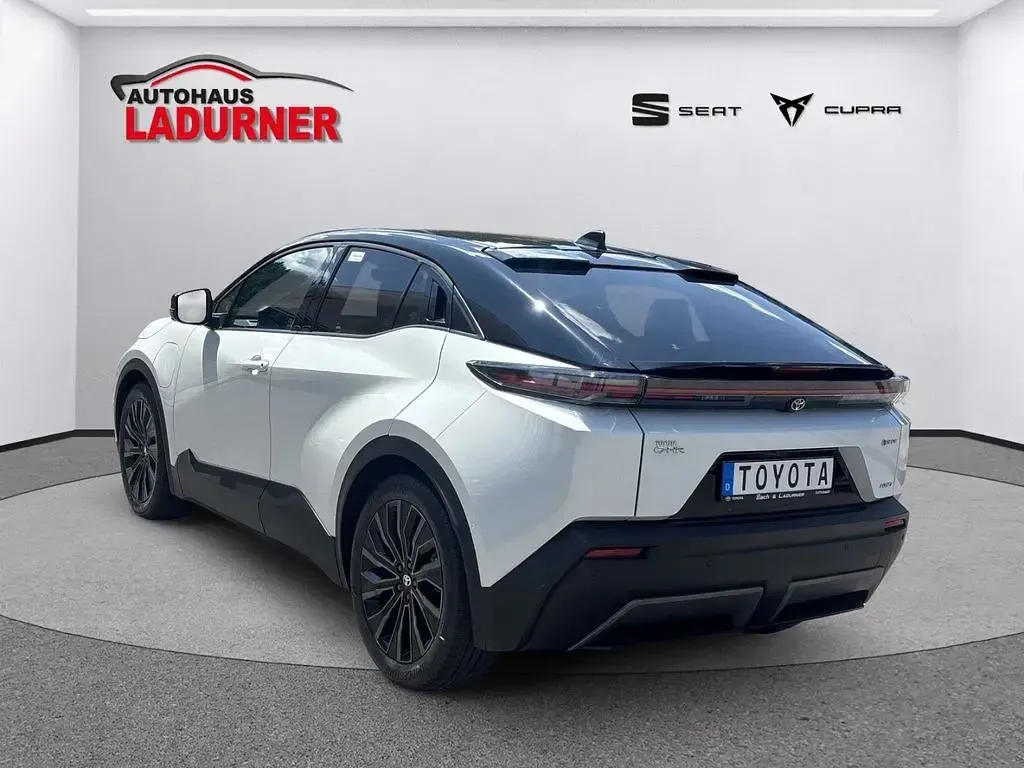 Neu Toyota C-HR+ Lounge 252 kW (343 PS) 2026 Weiß SUV