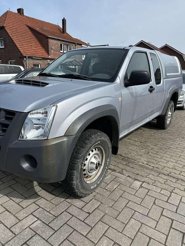 Gebraucht Isuzu D-Max 136 PS (100 kW) 2009 Silber Pickup
