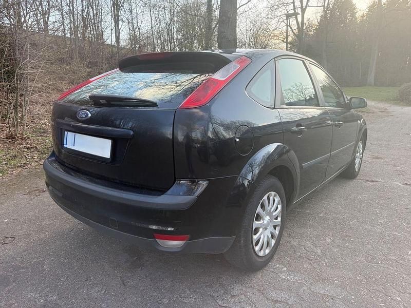 Gebraucht Ford Focus 101 PS (74 kW) 2007 Schwarz Limousine