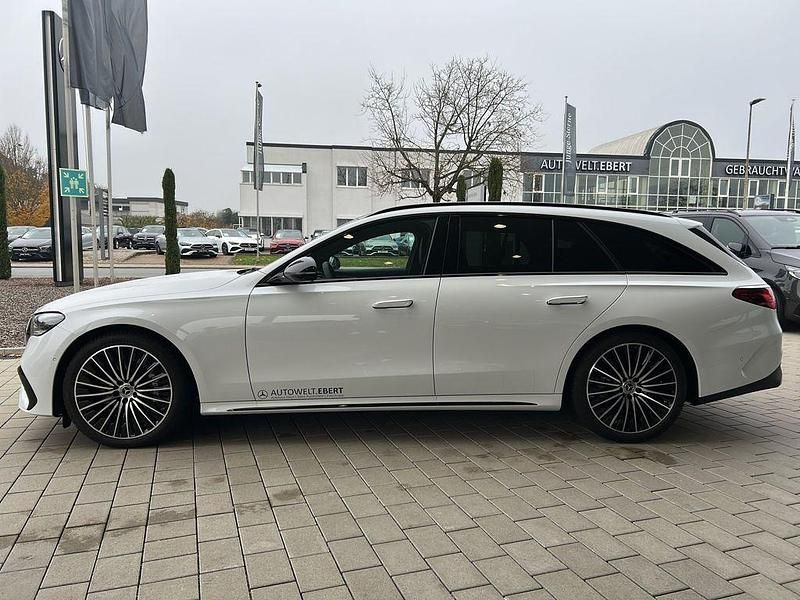 Gebraucht Mercedes E220 AMG line 197 PS (144 kW) 2025 Weiß Limousine
