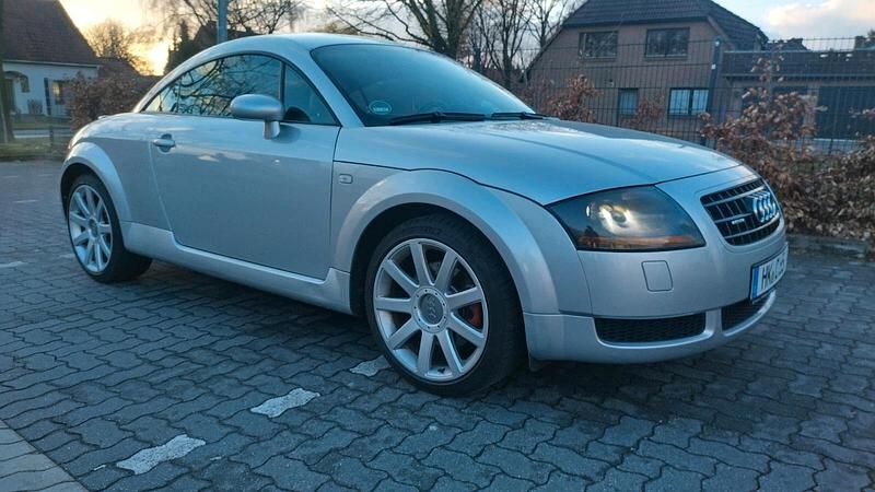 Gebraucht Audi TT S-Line 224 PS (164 kW) 1999 Silber Coupé