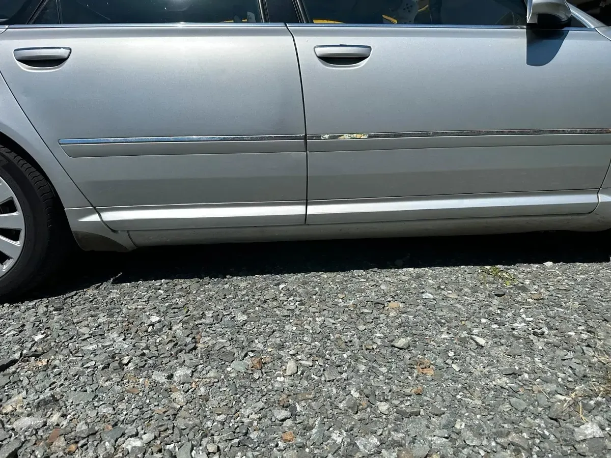 Gebraucht Audi A8 334 PS (245 kW) 2003 Silber Limousine