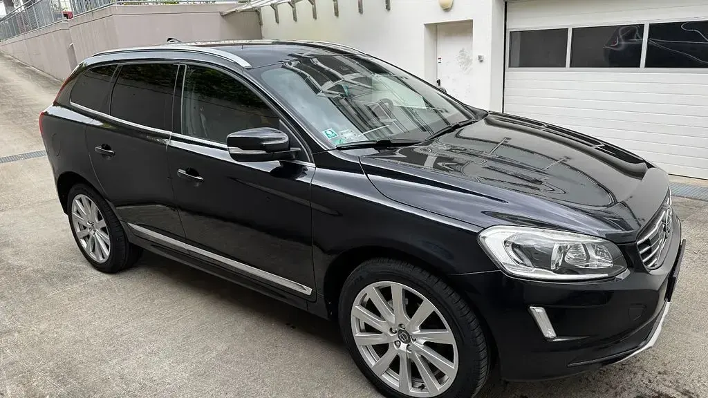 Gebraucht Volvo XC60 215 PS (158 kW) 2014 Schwarz SUV