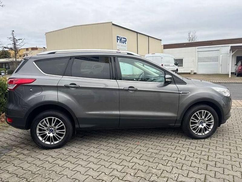 Gebraucht Ford Kuga Titanium 163 PS (119 kW) 2014 Grau SUV