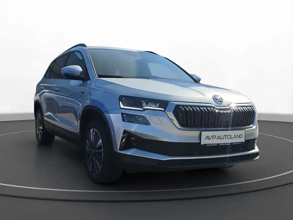 Gebraucht Skoda Karoq Selection 150 PS (110 kW) 2025 Brilliantsilber SUV