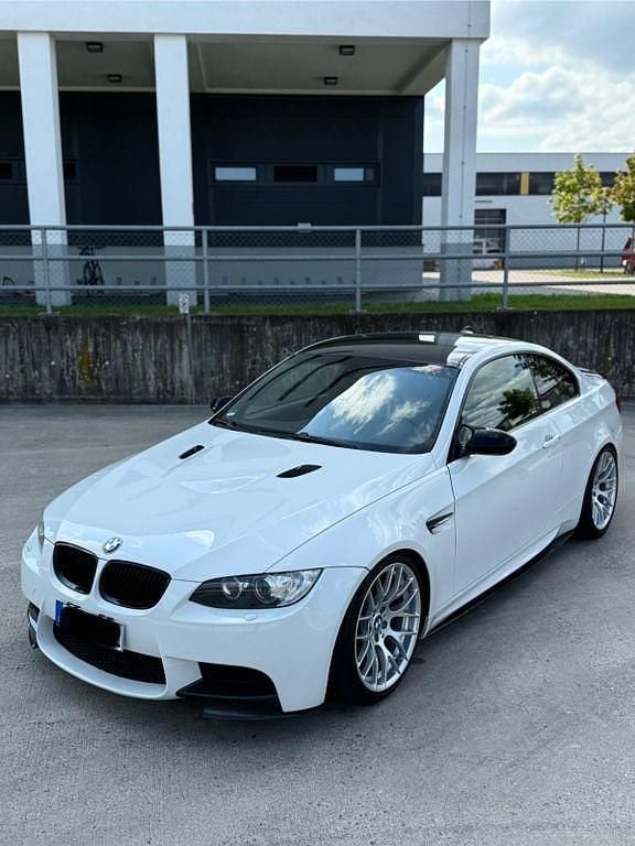 Weiß Gebraucht 2008 BMW M3 Competition Edition Coupé | 32.650 € (Fairer Preis) - Bild 1/4