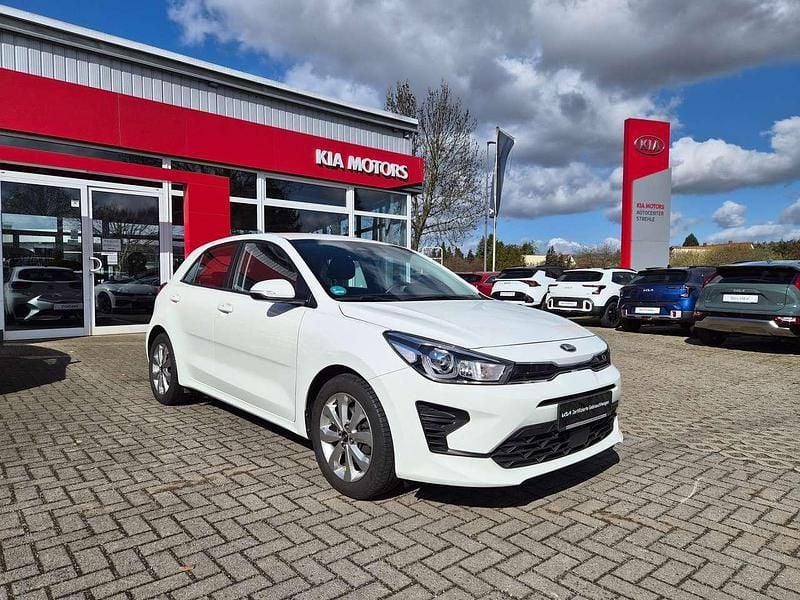 Gebraucht Kia Rio Vision 101 PS (74 kW) 2021 Clear white Kleinwagen