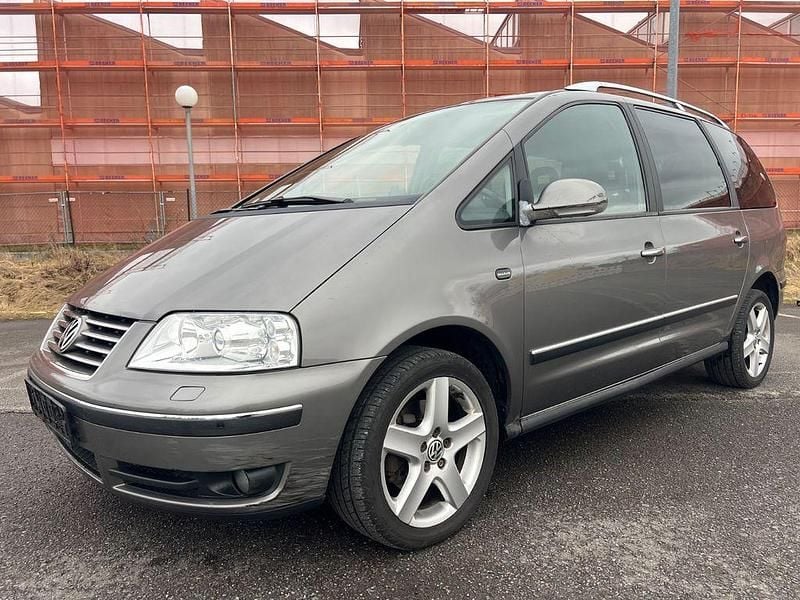 Gebraucht VW Sharan Highline 140 PS (102 kW) 2009 Grau Van / Kleinbus
