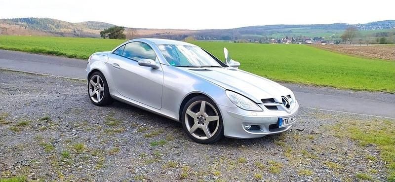 Gebraucht Mercedes SLK280 231 PS (169 kW) 2006 Silber Cabrio