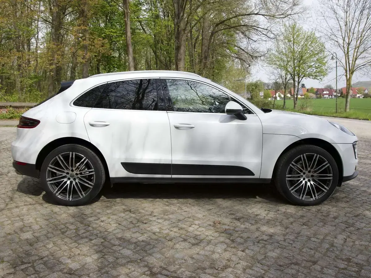 Gebraucht Porsche Macan S 258 PS (189 kW) 2016 Weiß SUV