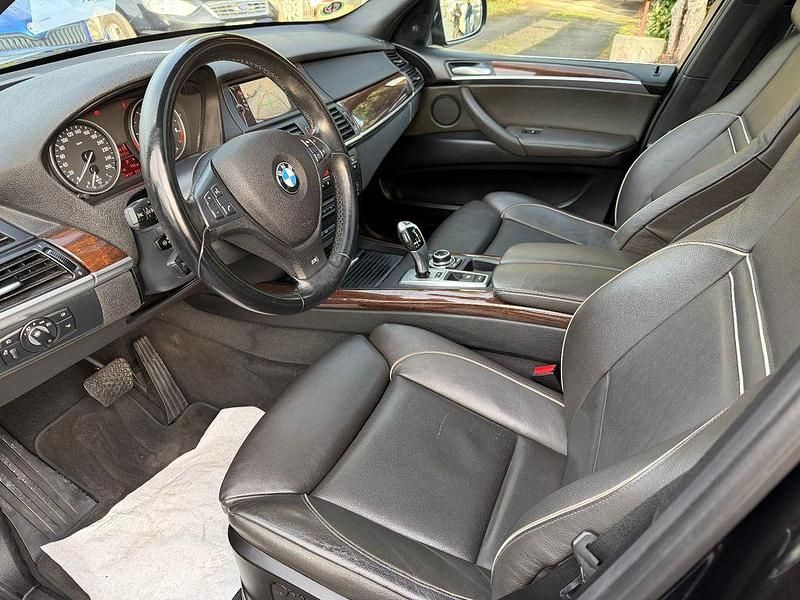 Second-hand BMW X5 Comfort Edition 306 CP (225 kW) 2012 Negru SUV