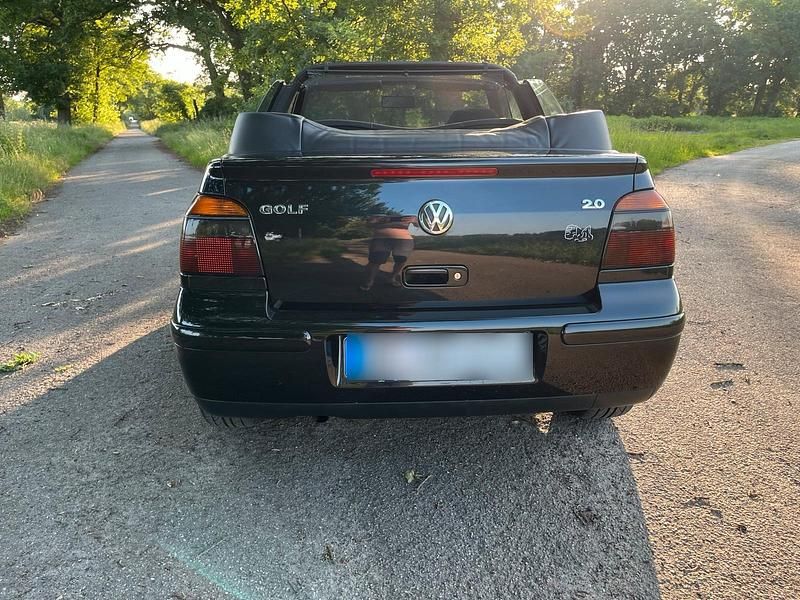 Gebraucht VW Golf Cabriolet 116 PS (85 kW) 2000 Schwarz Cabrio
