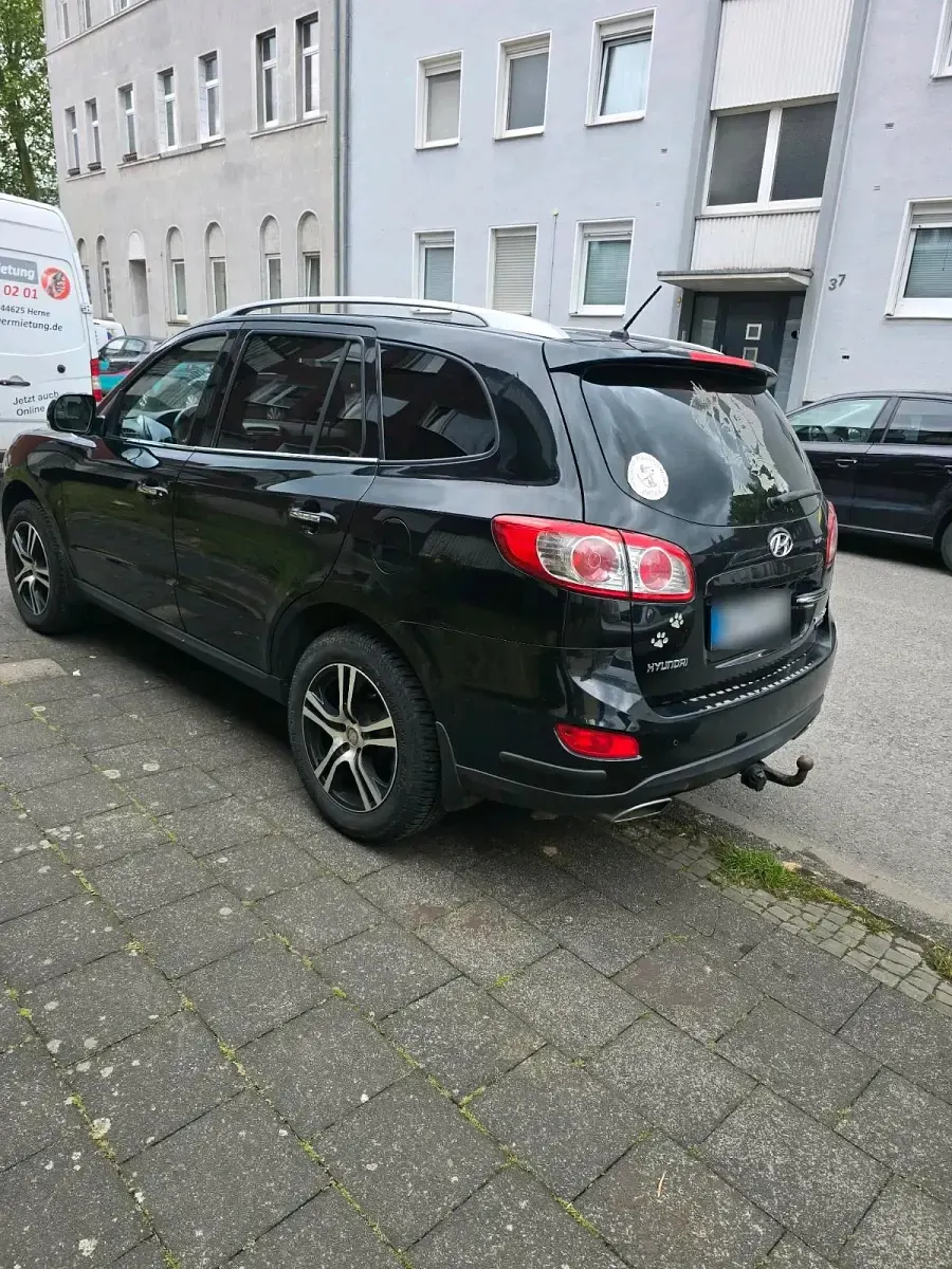 Gebraucht Hyundai Santa Fe 197 PS (144 kW) 2011 Schwarz SUV