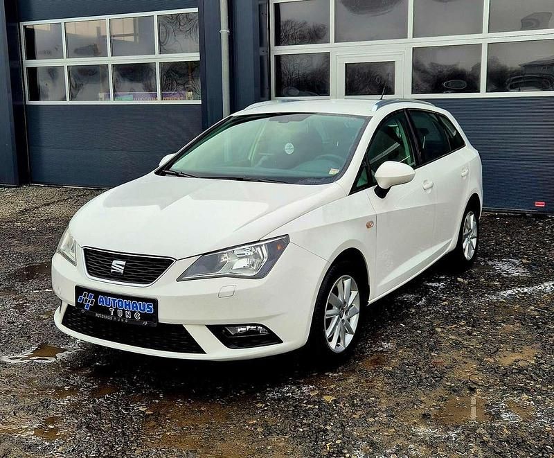 Candy weiss Gebraucht 2015 Seat Ibiza ST Sun Kombi | 10.200 € (Teuer) - Bild 1/3