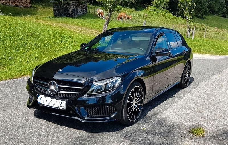 Schwarz Gebraucht 2016 Mercedes C250 AMG line Limousine | 24.850 € (Fairer Preis) - Bild 1/4