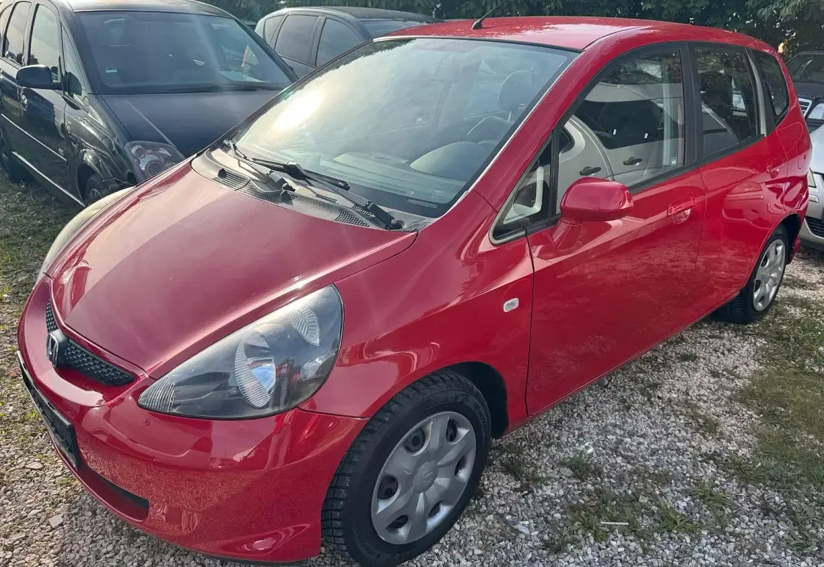 Gebraucht Honda Jazz 78 PS (57 kW) 2006 Rot Kleinwagen