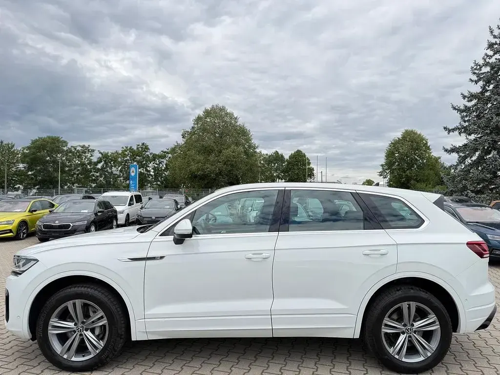 Gebraucht VW Touareg R-line 231 PS (169 kW) 2021 Weiß SUV