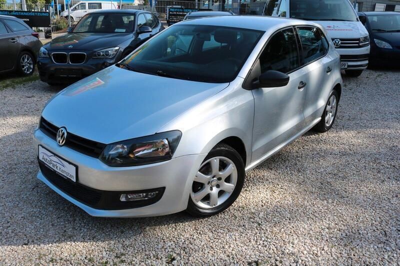 Silber Gebraucht 2009 VW Polo Kleinwagen | 4.100 € (Teuer) - Bild 1/4