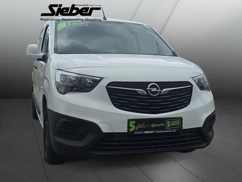 Second-hand Opel Combo Edition 76 CP (55 kW) 2021 Alb Monovolum