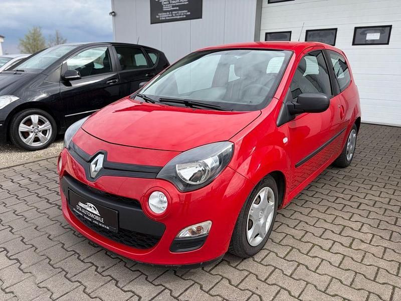 Second-hand Renault Twingo Expression 75 CP (55 kW) 2014 Roșu Hatchback