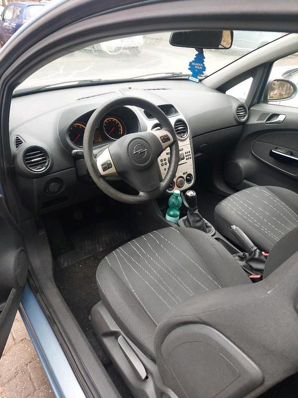 Gebraucht Opel Corsa 80 PS (58 kW) 2008 Blau Kleinwagen