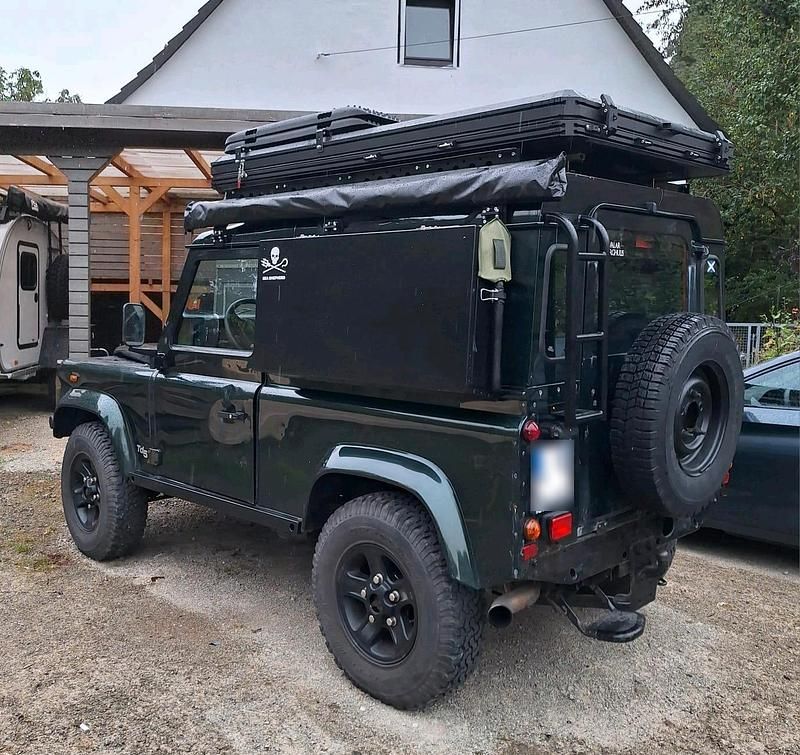 Gebraucht Land Rover Defender 122 PS (89 kW) 2000 Grün SUV