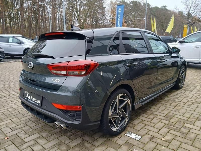 Gebraucht Hyundai i30 N Line 140 PS (102 kW) 2025 Cypress green mineraleffekt Limousine