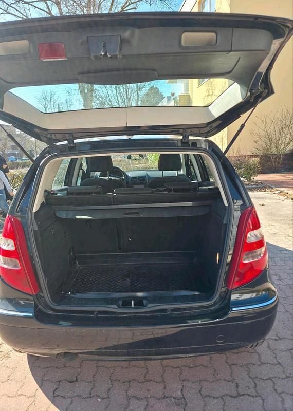 Gebraucht Mercedes A180 109 PS (80 kW) 2006 Schwarz Limousine