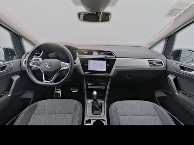 Gebraucht VW Touran S 150 PS (110 kW) 2024 Schwarz Van / Kleinbus