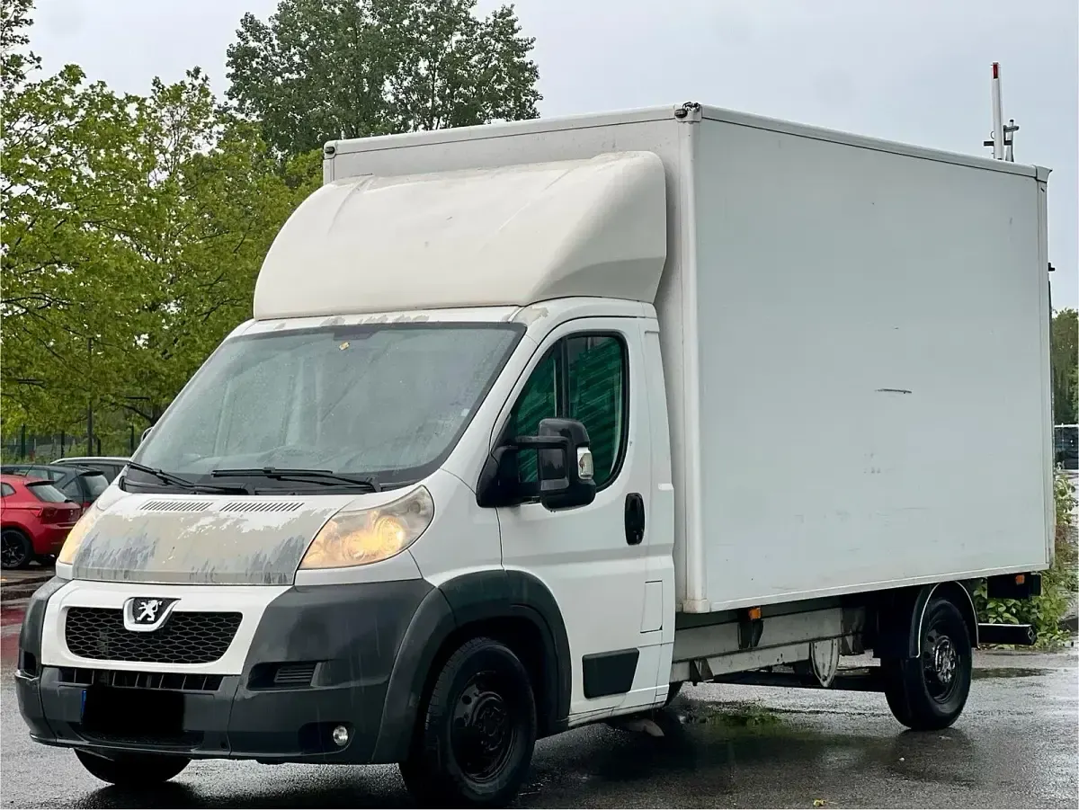 Gebraucht Peugeot Boxer 131 PS (96 kW) 2012 Weiß Van