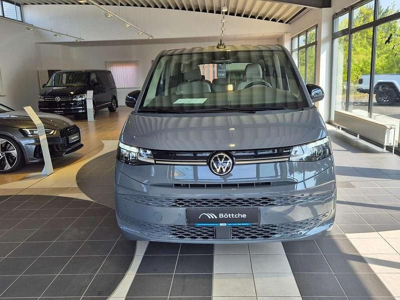 Używany VW Multivan 136 KM (100 kW) 2023 Szary Minivan