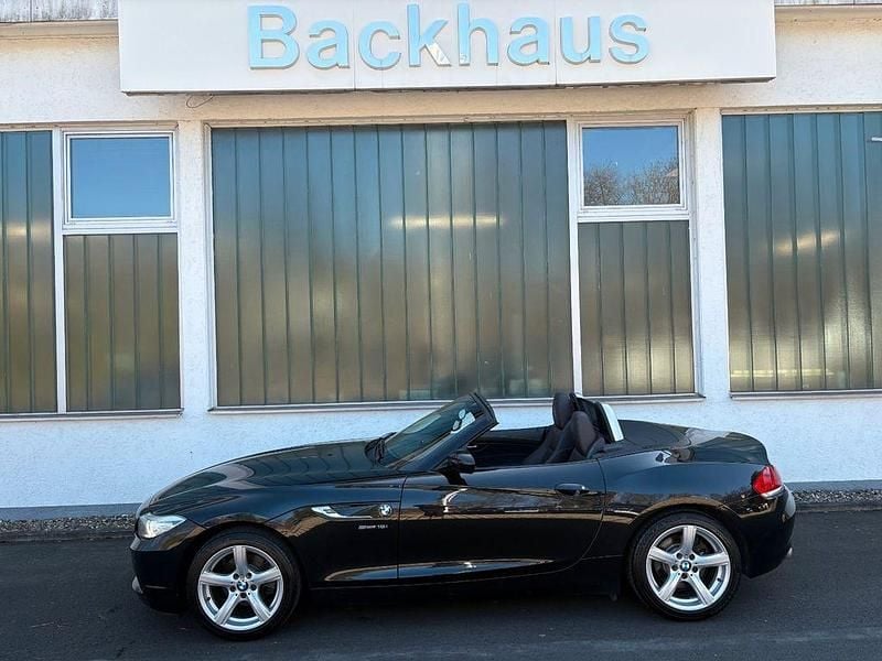 Schwarz Gebraucht 2014 BMW Z4 Sport Line Cabrio | 17.444 € (Fairer Preis) - Bild 1/4