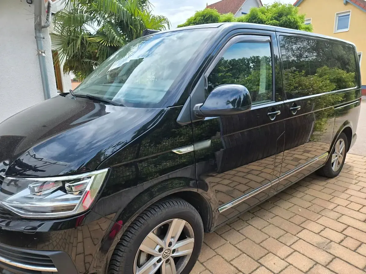 Gebraucht VW Multivan Generation Six 199 PS (146 kW) 2019 Schwarz Van / Kleinbus