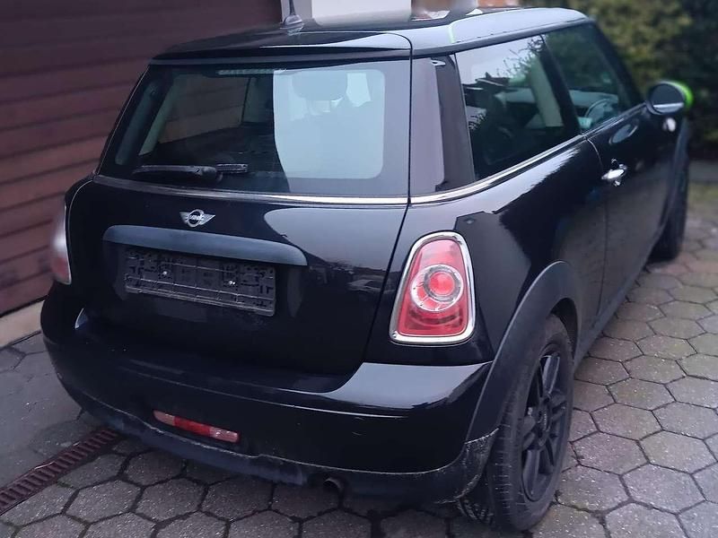 Gebraucht Mini ONE Salt 75 PS (55 kW) 2013 Midnight black metallic Kleinwagen