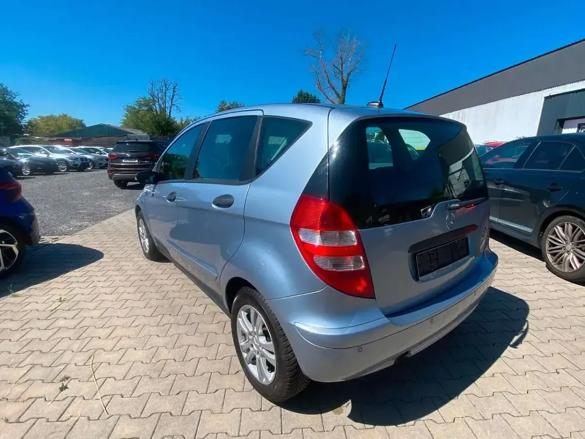 Gebraucht Mercedes A180 109 PS (80 kW) 2007 Amethyst metallic Kombi