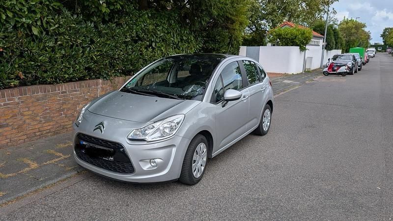 Silber Gebraucht 2011 Citroën C3 Kleinwagen | 3.700 € (Fairer Preis) - Bild 1/4